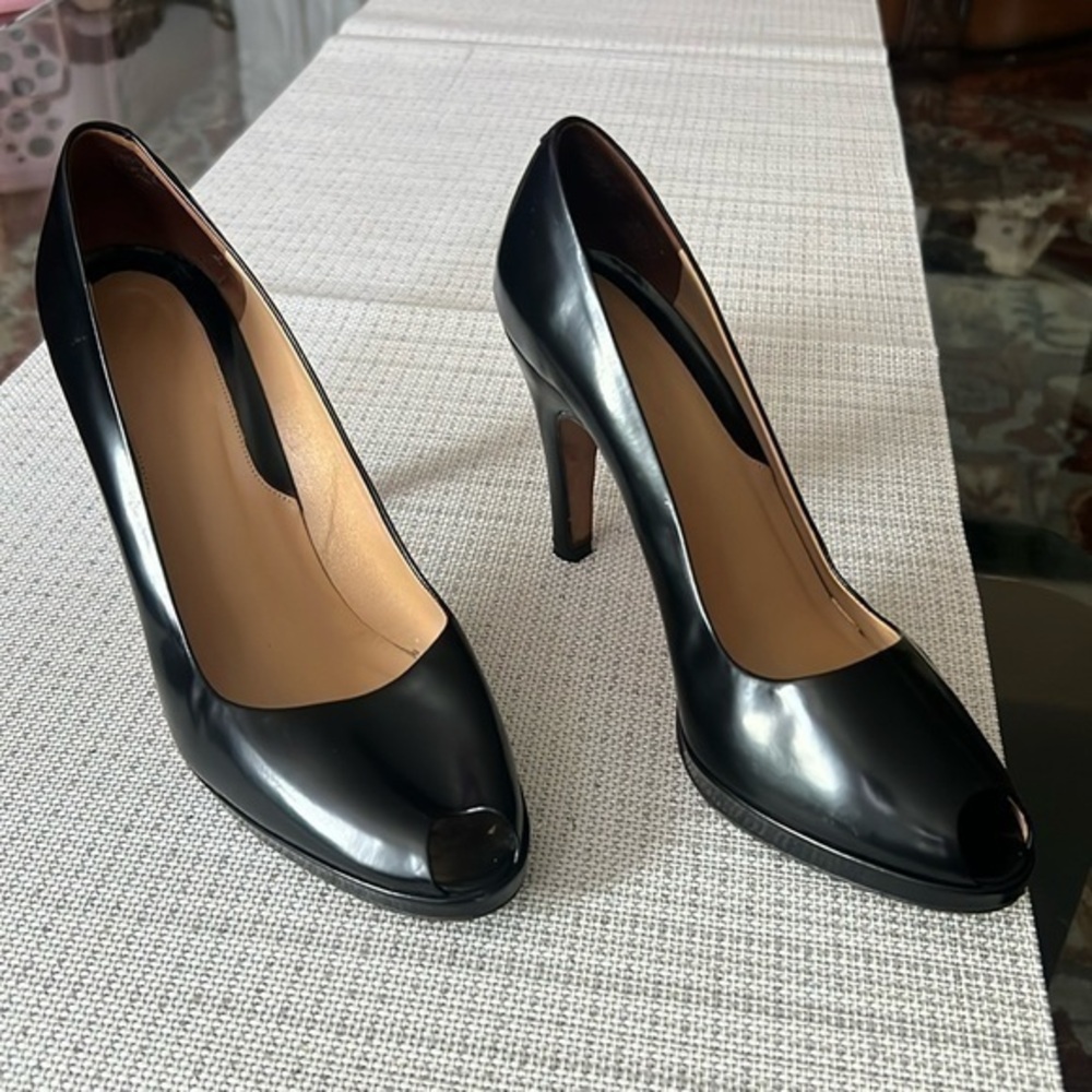 👠 Faconnable Peep Toe Pumps Sz 8.5, beautiful heels, black fine Italian leather